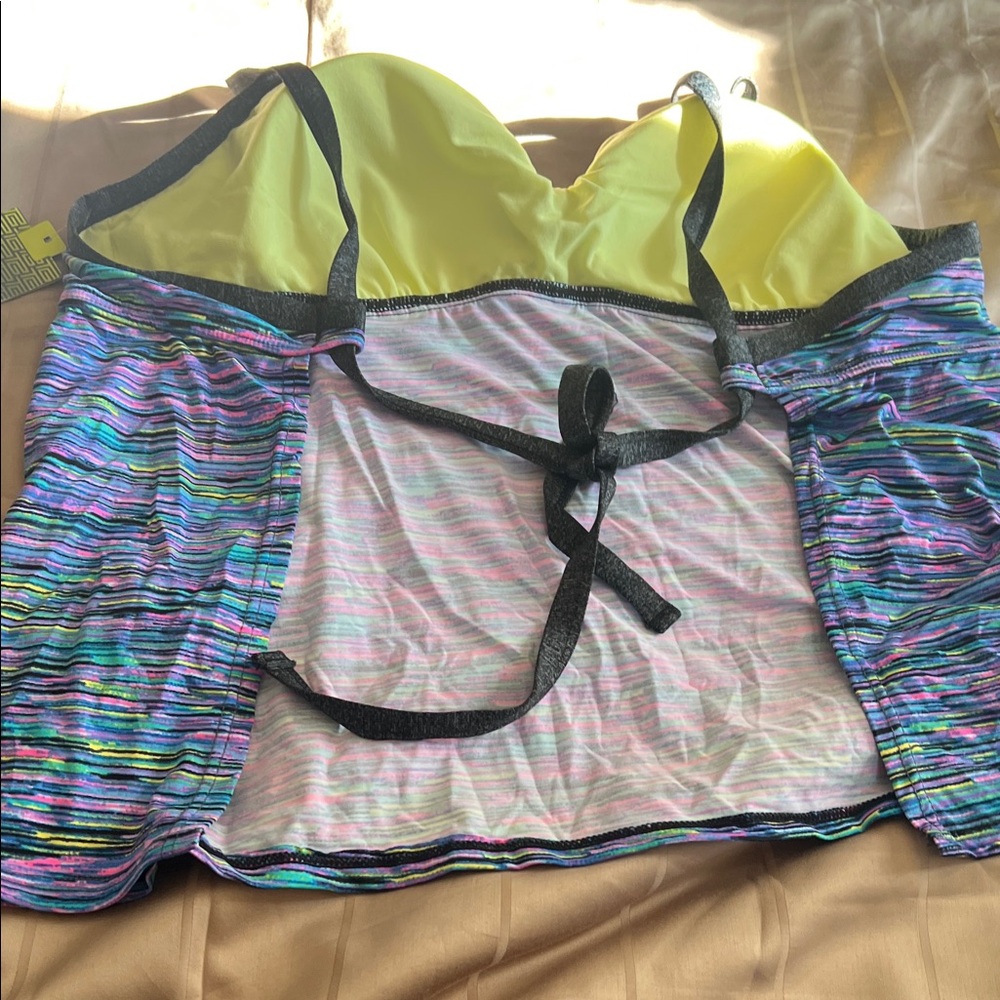 Tek Gear Multicolor Striped Women's One Piece Swimsuit - Picture 2 of 3